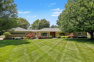 757 N Kalamazoo Ave, Marshall, MI 49068 - Photo 1