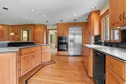 757 N Kalamazoo Avenue, Marshall, MI 49068 - Photo 12