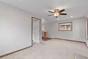 3428 Sunnyheart Ave, Jackson, MI 49202 - Photo 8
