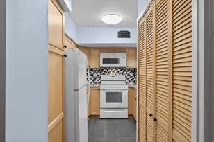 350 Briarcrest Dr, Ann Arbor, MI 48104 - Photo 6