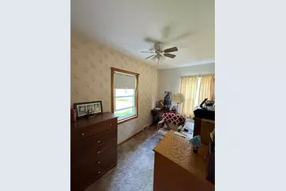 2326 Sunset Lane, Adrian, MI 49221 - Photo 18