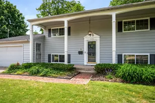 1646 Rose Pkwy SE, Grand Rapids, MI 49506 - Photo 2