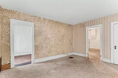 307 E State Street, Vicksburg, MI 49097 - Photo 8