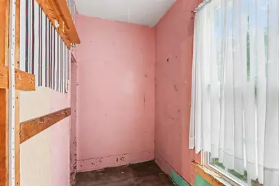 307 E State Street, Vicksburg, MI 49097 - Photo 12