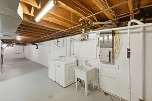 672 Jakway Ave, Benton Harbor, MI 49022 - Photo 28