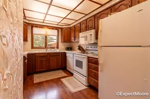 1353 Bent Tree Dr, Hudsonville, MI 49426 - Photo 10