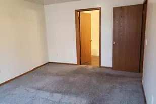 8338 Shields Dr, Saginaw, MI 48609 - Photo 10