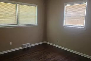 24051 Geneva St, Oak Park, MI 48237 - Photo 14