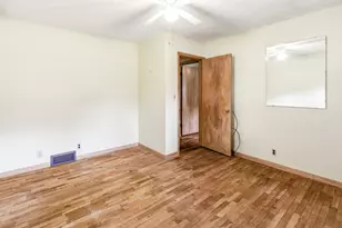 1551 S Windsor Dr, Saint Joseph, MI 49085 - Photo 14