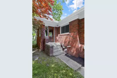 321 N Broadway Street, Cassopolis, MI 49031 - Photo 10