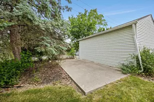 3300 Alice St, Dearborn, MI 48124 - Photo 22