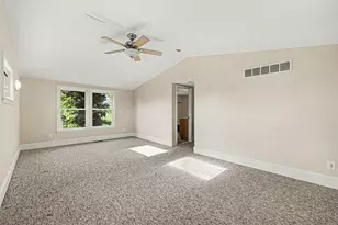 12845 Dexter-Chelsea Rd, Chelsea, MI 48118 - Photo 10