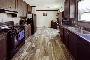 246 Center Green Meadow St SE, Grand Rapids, MI 49548 - Photo 6