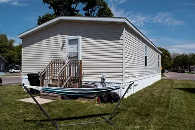 246 Center Green Meadow Street SE, Grand Rapids, MI 49548 - Photo 4