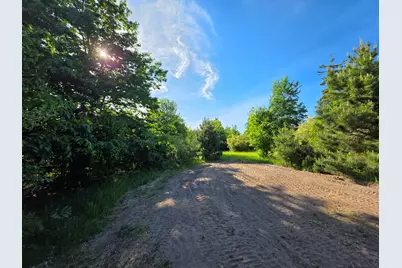 10348 E Starlight Ridge Circle, Onekama, MI 49675 - Photo 8