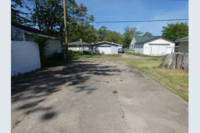 1236 Jennings Avenue, Benton Harbor, MI 49022 - Photo 4