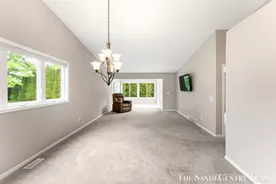 1630 Grevel Ct, Muskegon, MI 49444 - Photo 14