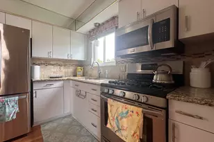 43694 Emrick Dr, Canton, MI 48187 - Photo 2