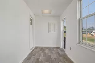 209 S River St, Evart, MI 49631 - Photo 10