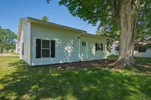 209 S River St, Evart, MI 49631 - Photo 16