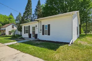 209 S River St, Evart, MI 49631 - Photo 18
