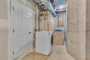 251 Fieldcrest St, Ann Arbor, MI 48103 - Photo 36