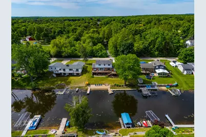 1888 Squaw Lagoon Drive, Oxford, MI 48371 - Photo 4
