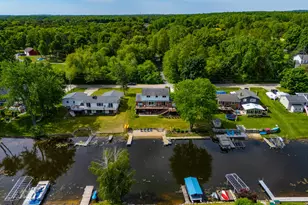 1888 Squaw Lagoon Dr, Oxford, MI 48371 - Photo 4