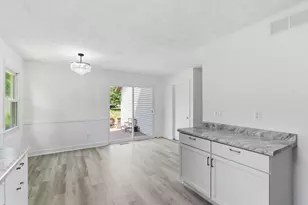 24383 Thousand Oaks Dr, Mattawan, MI 49071 - Photo 10