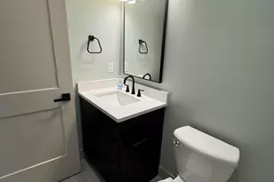 1810 Leonard St NW, Grand Rapids, MI 49534 - Photo 20