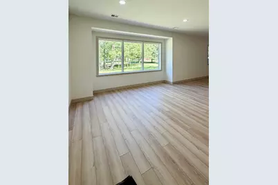 1810 Leonard Street NW, Grand Rapids, MI 49534 - Photo 4