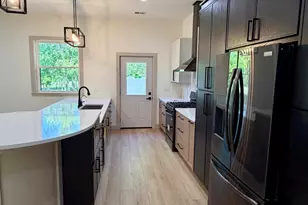 1810 Leonard St NW, Grand Rapids, MI 49534 - Photo 10