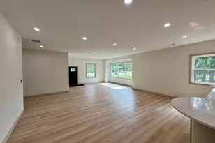 1810 Leonard St NW, Grand Rapids, MI 49534 - Photo 10