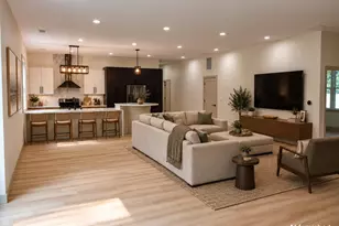 1810 Leonard St NW, Grand Rapids, MI 49534 - Photo 4