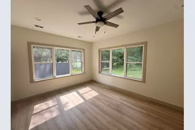 1810 Leonard Street NW, Grand Rapids, MI 49534 - Photo 10