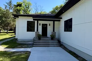 1810 Leonard St NW, Grand Rapids, MI 49534 - Photo 2
