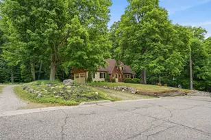 215 Hill St, Northville, MI 48167 - Photo 2