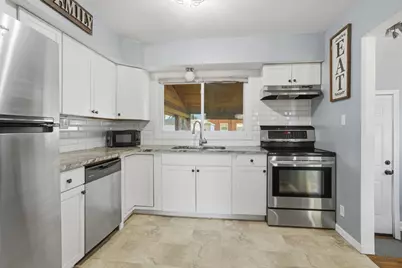 28604 Bohn Street, Roseville, MI 48066 - Photo 12
