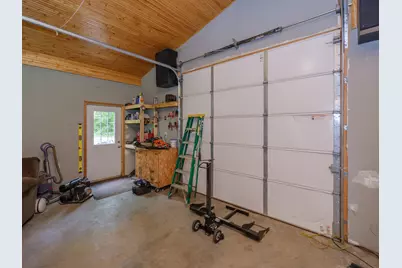 4521 Waldorf Road, Delton, MI 49046 - Photo 10