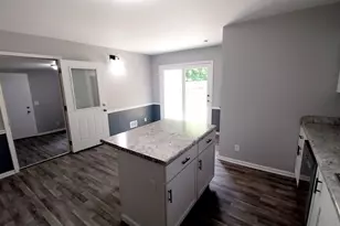 240 W Battle Creek St, Galesburg, MI 49053 - Photo 10