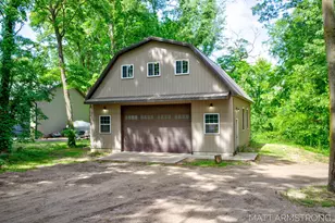 2135 Hilltop View Dr, Dorr, MI 49323 - Photo 46