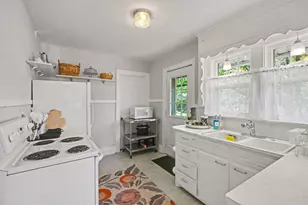204 Nelson Ave, Kalamazoo, MI 49006 - Photo 6
