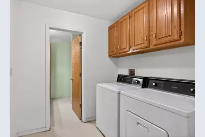 2627 Cooper Street, Jackson, MI 49201 - Photo 26