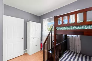 27803 Ruehle St, Saint Clair Shores, MI 48081 - Photo 14
