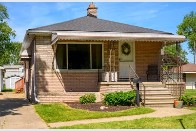 27803 Ruehle Street, Saint Clair Shores, MI 48081 - Photo 2