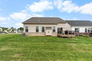 3772 Park Creek Ln, Canton, MI 48188 - Photo 6