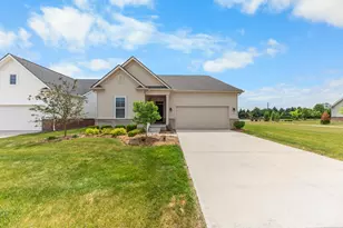 3772 Park Creek Ln, Canton, MI 48188 - Photo 2