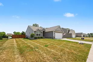 831 Sarah Ln, Milan, MI 48160 - Photo 2