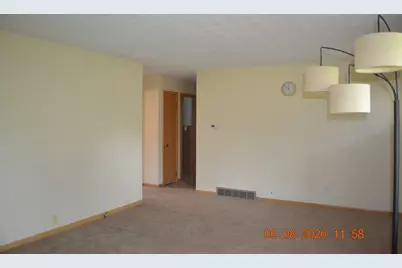 225 Kublick Drive, Benton Harbor, MI 49022 - Photo 16