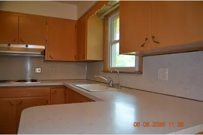 225 Kublick Drive, Benton Harbor, MI 49022 - Photo 12